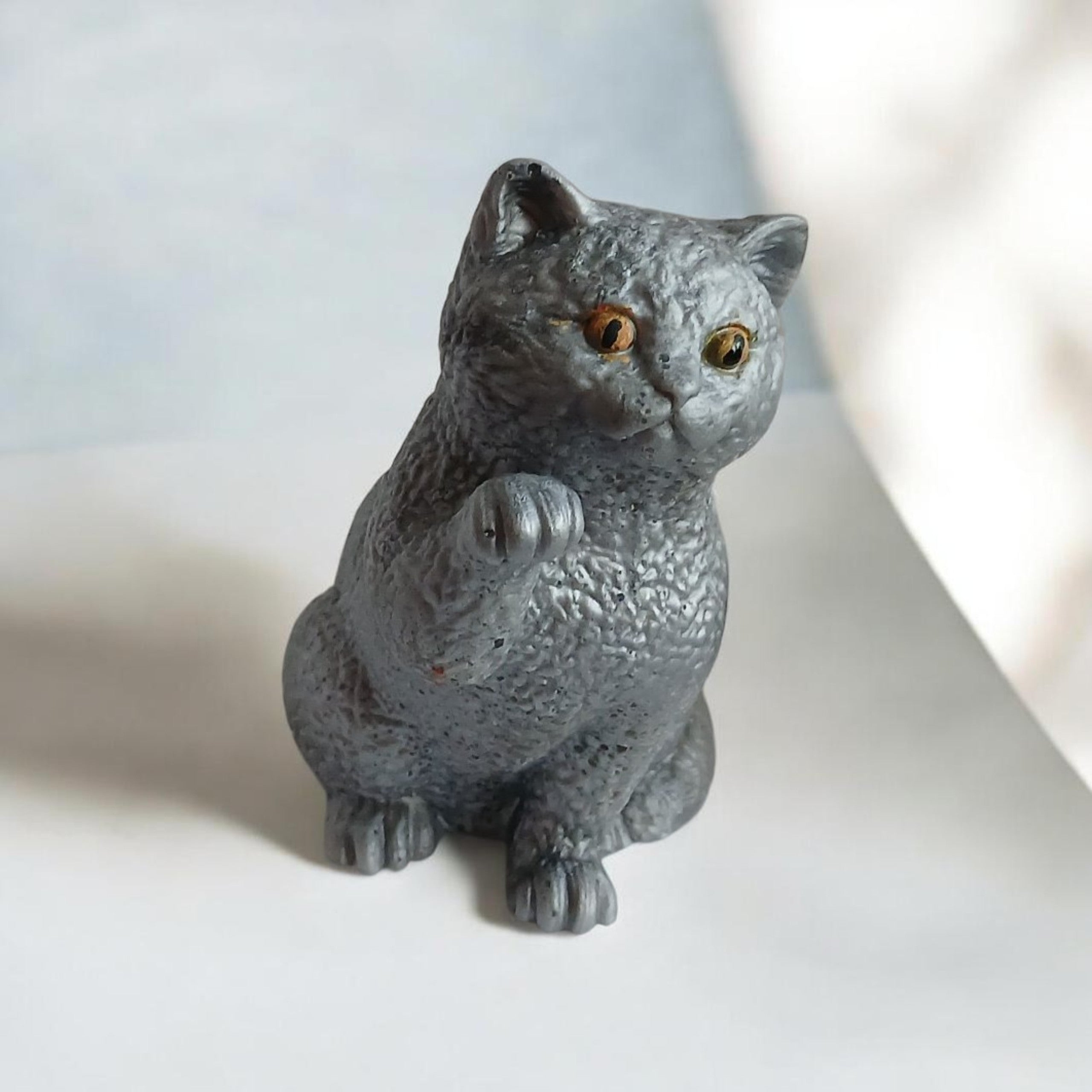 Cute hand poured resin cat